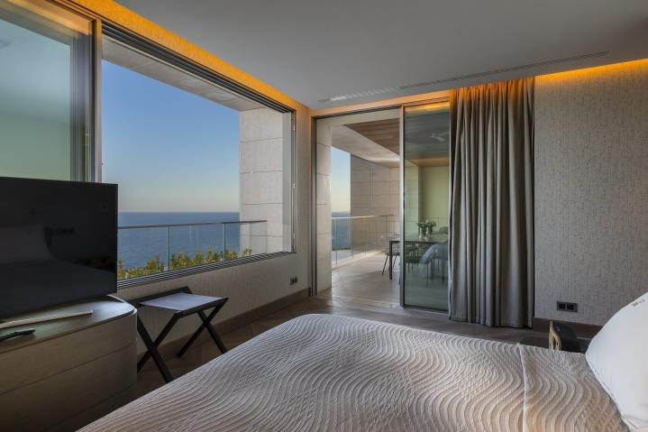 Four Seasons Residences2